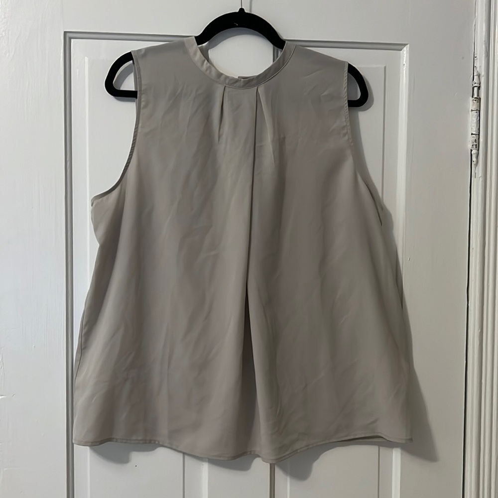 Banana Republic Gray Sleeveless Top with Front Pleat